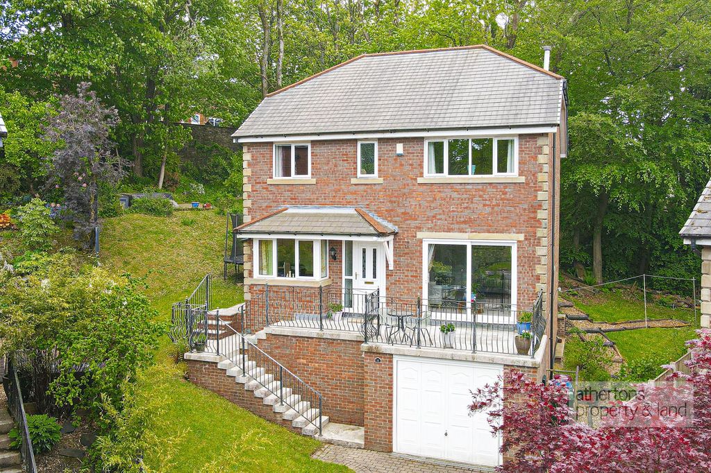 Property photo 1 of 31