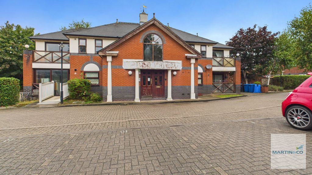 Property photo 2 of 11 Cam03663G0-Pr0181-Still024