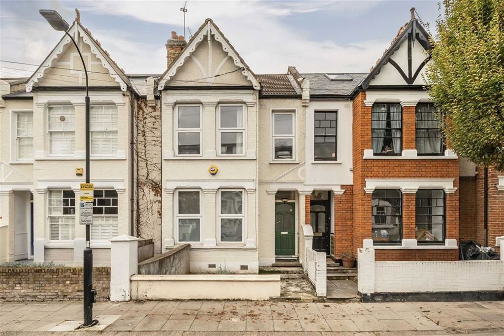 Property photo 1 of 6