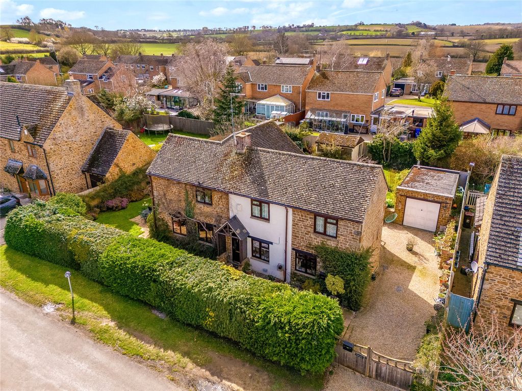 Property photo 1 of 17 Picture No. 01