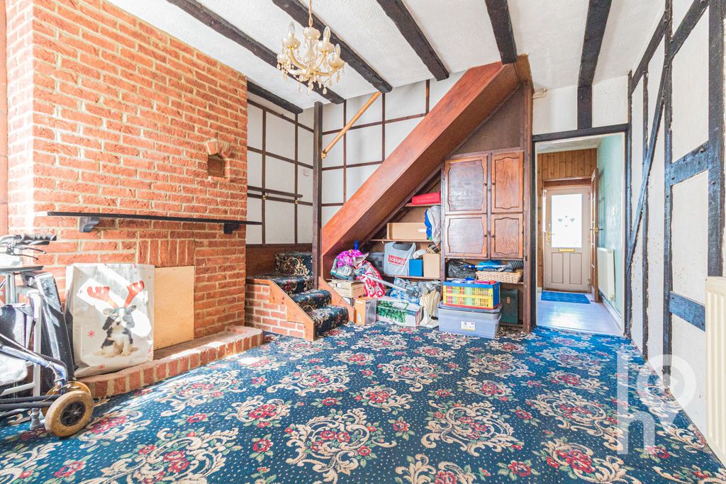 Property photo 3 of 9 Photo 3
