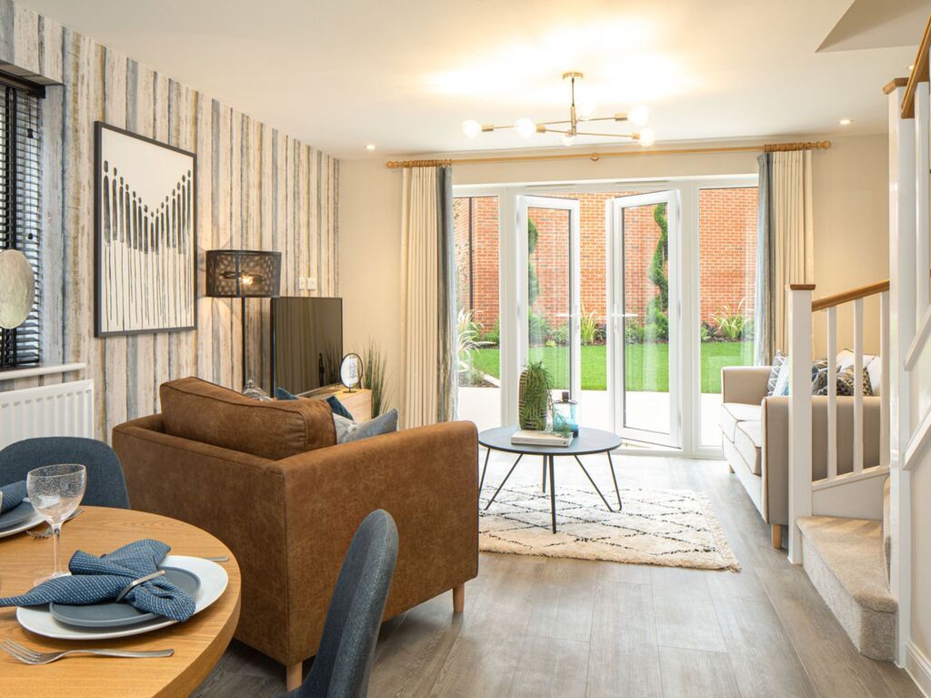 Property photo 2 of 7 Nedwa_Bovis_Hawthorn_Interior_007