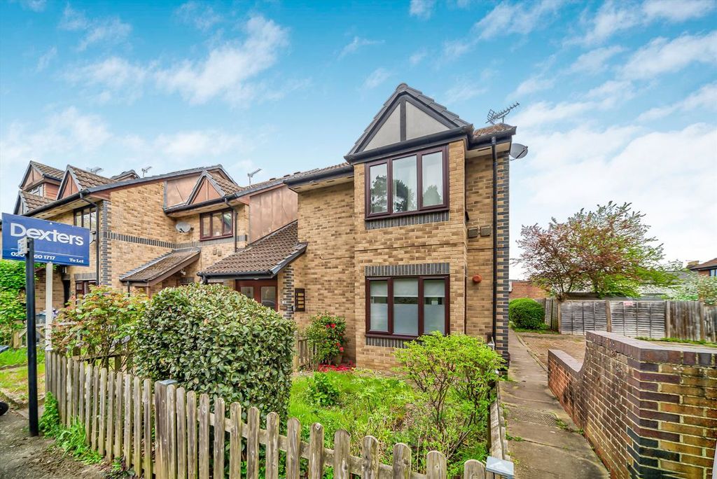 Property photo 1 of 7