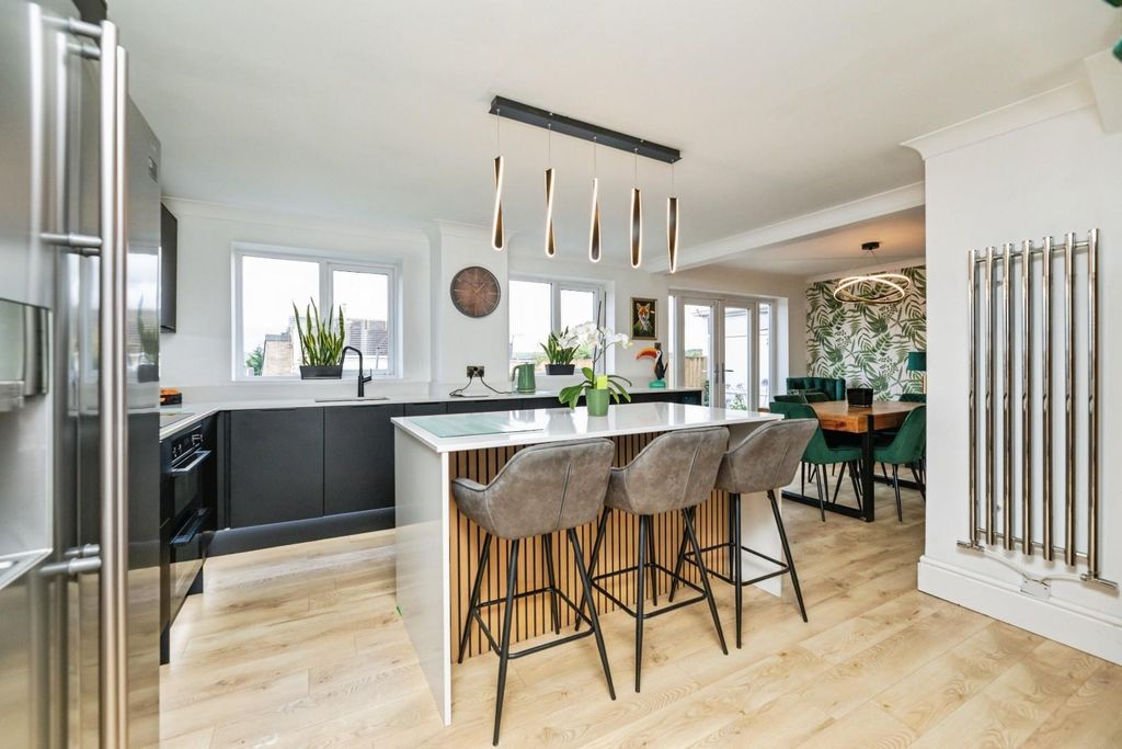 Property photo 2 of 21 2A8A7394.Jpg