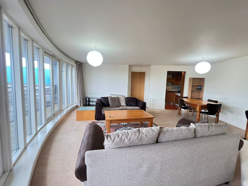 Property photo 3 of 10 Photo-2025-11-11-12-01-38 (5)