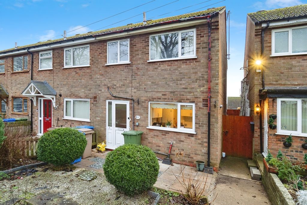 Property photo 1 of 14