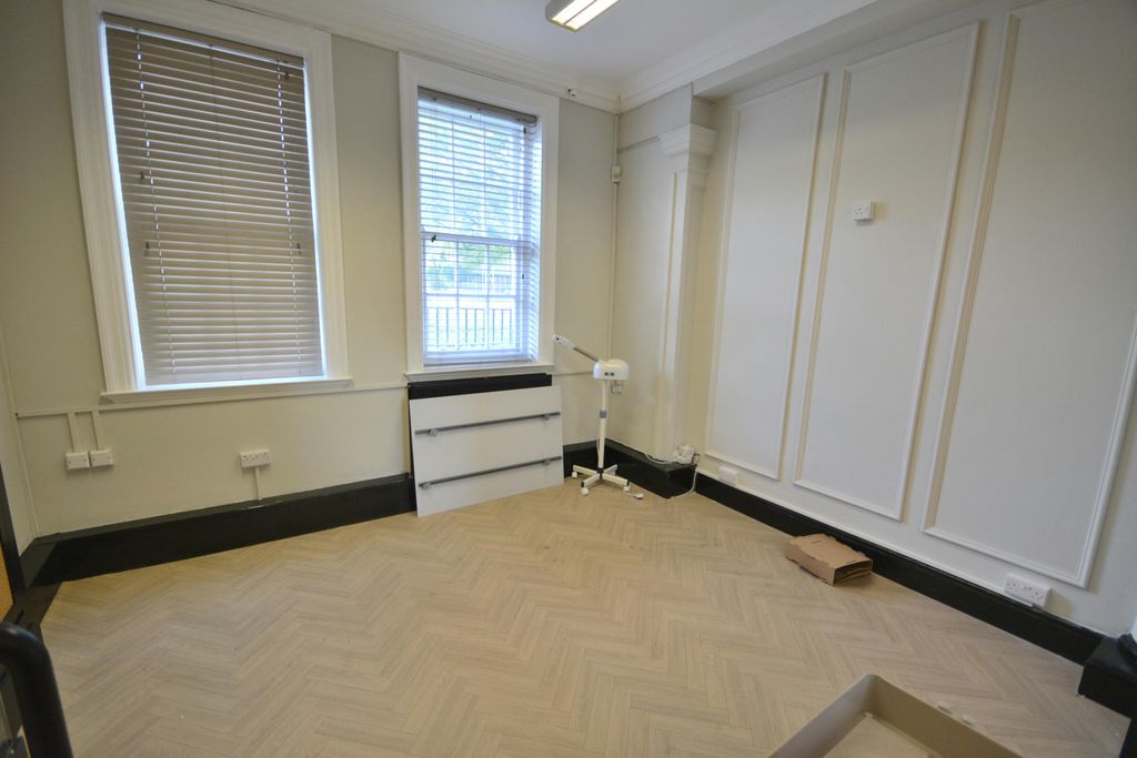 Property photo 2 of 10 Room Three