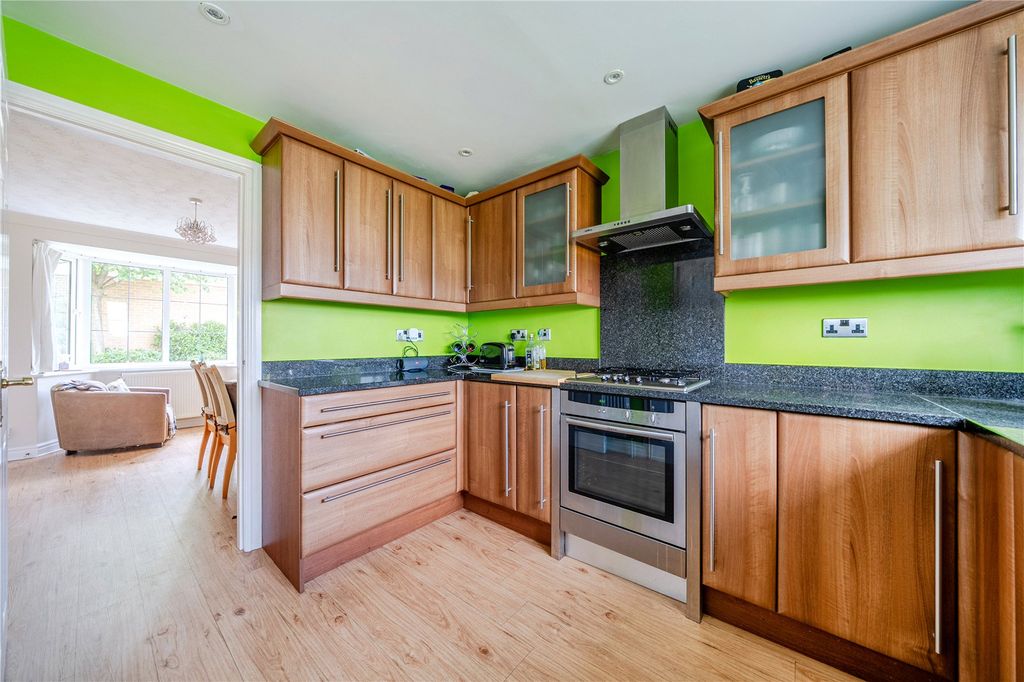 Property photo 3 of 31 Picture No. 34