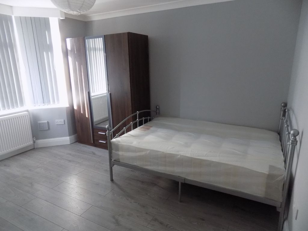 Property photo 2 of 8 6259