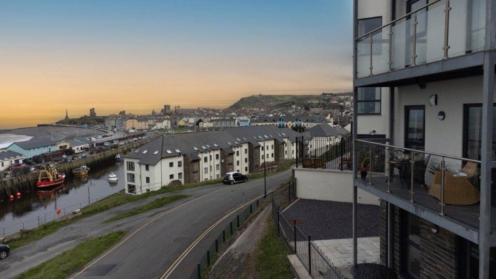 Property photo 3 of 14 Picture No. 17