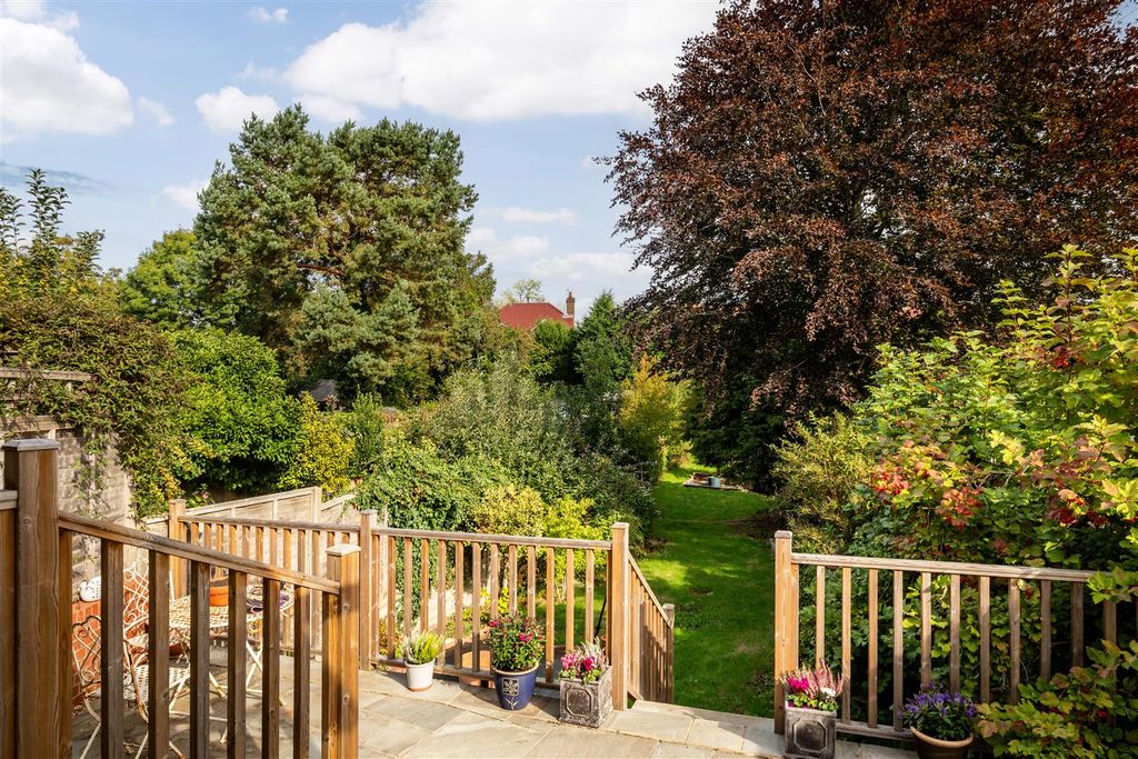 Property photo 3 of 19 3 Rose Cottages-15.Jpg