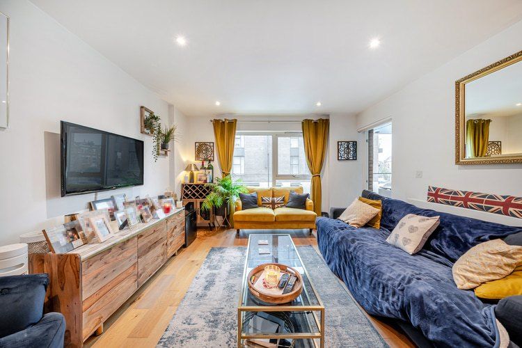 Property photo 3 of 19