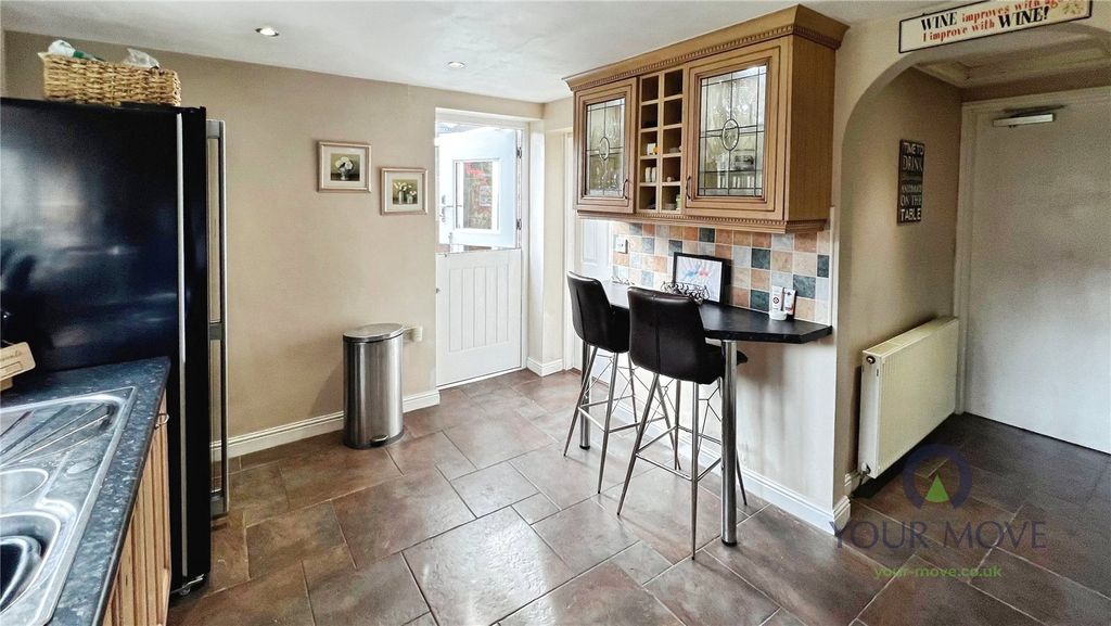Property photo 3 of 16 Picture No. 06