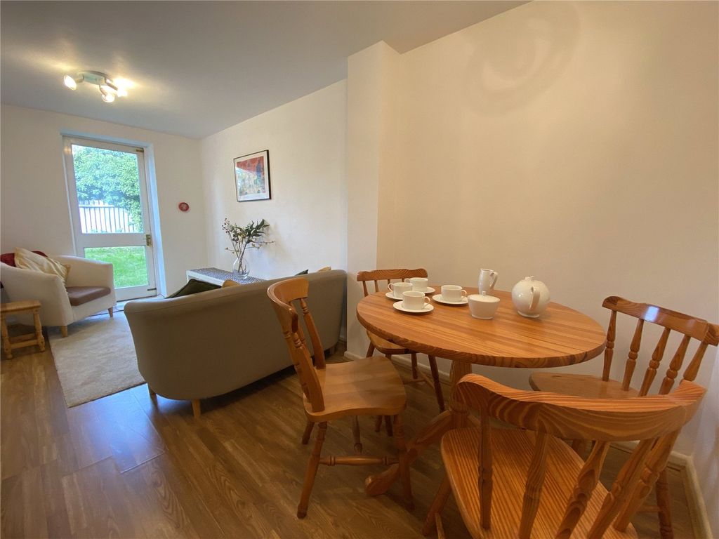 Property photo 1 of 10 Picture No. 13