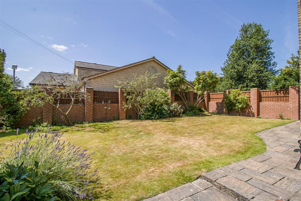 Additional image 17 of 3 bed detached house for saleWakefield Road, Earlsheaton, Dewsbury WF12