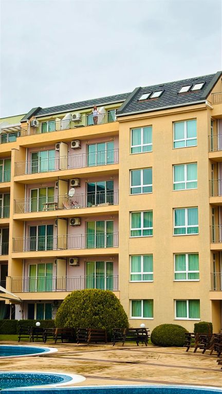 Property photo 2 of 23