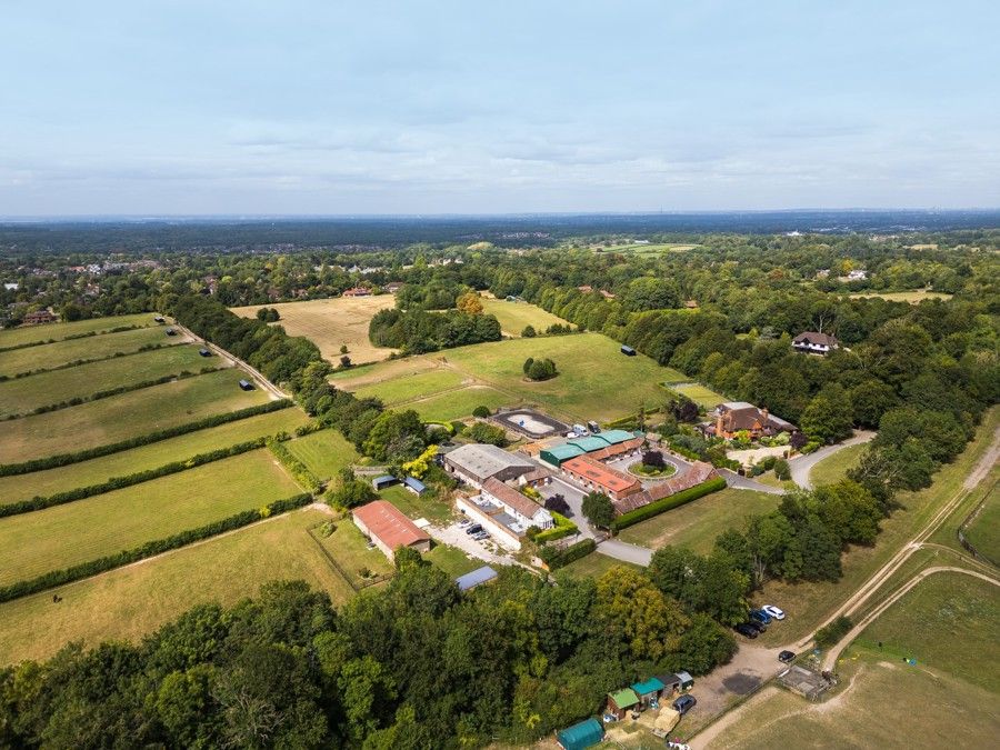 Property photo 3 of 28 Photo 32