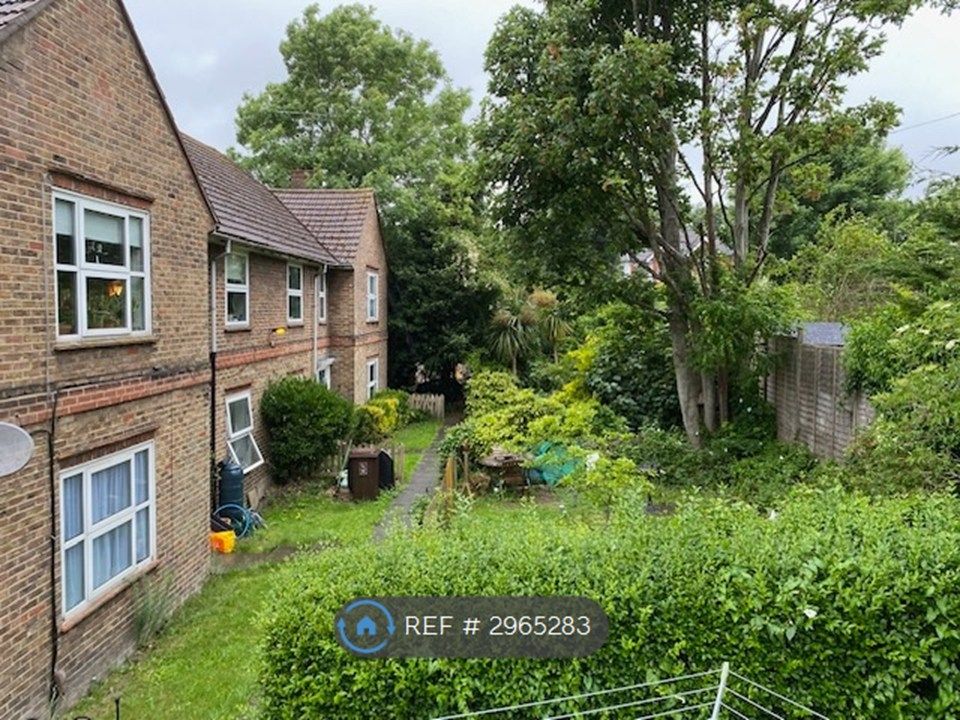 Property photo 2 of 13 Outside View