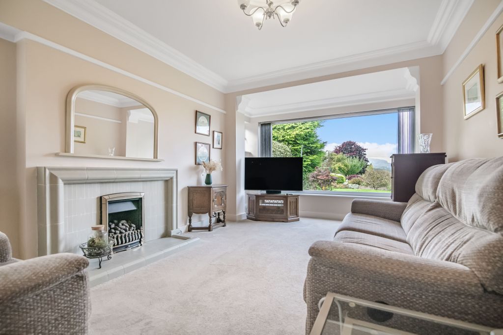 Property photo 3 of 29