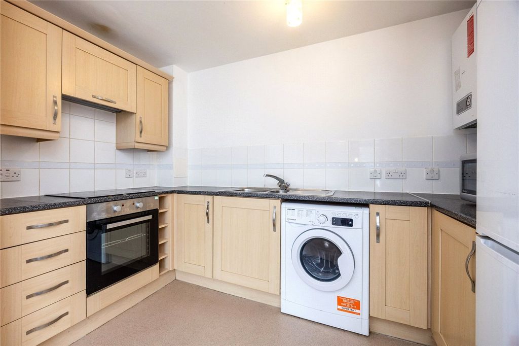Property photo 3 of 11 Picture No. 09