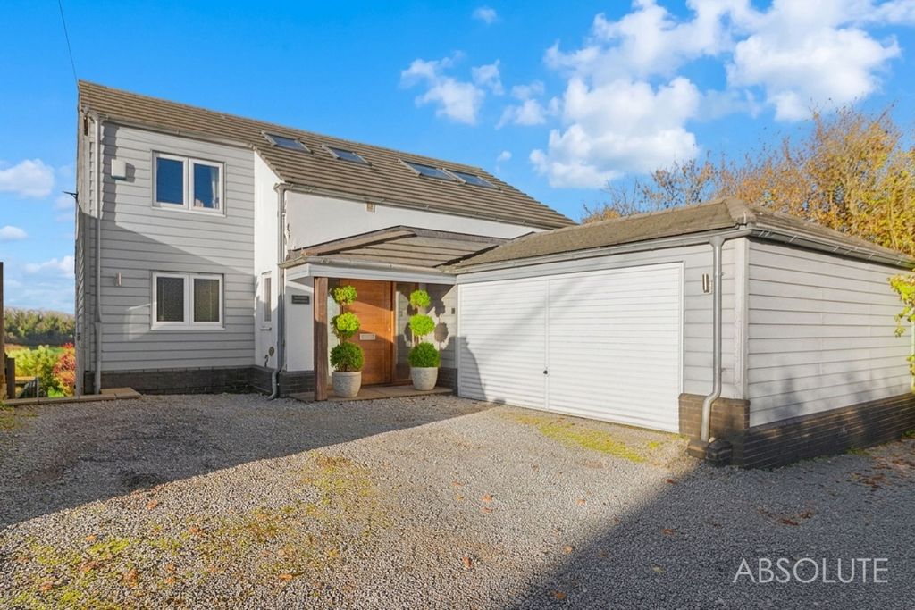 Property photo 1 of 42