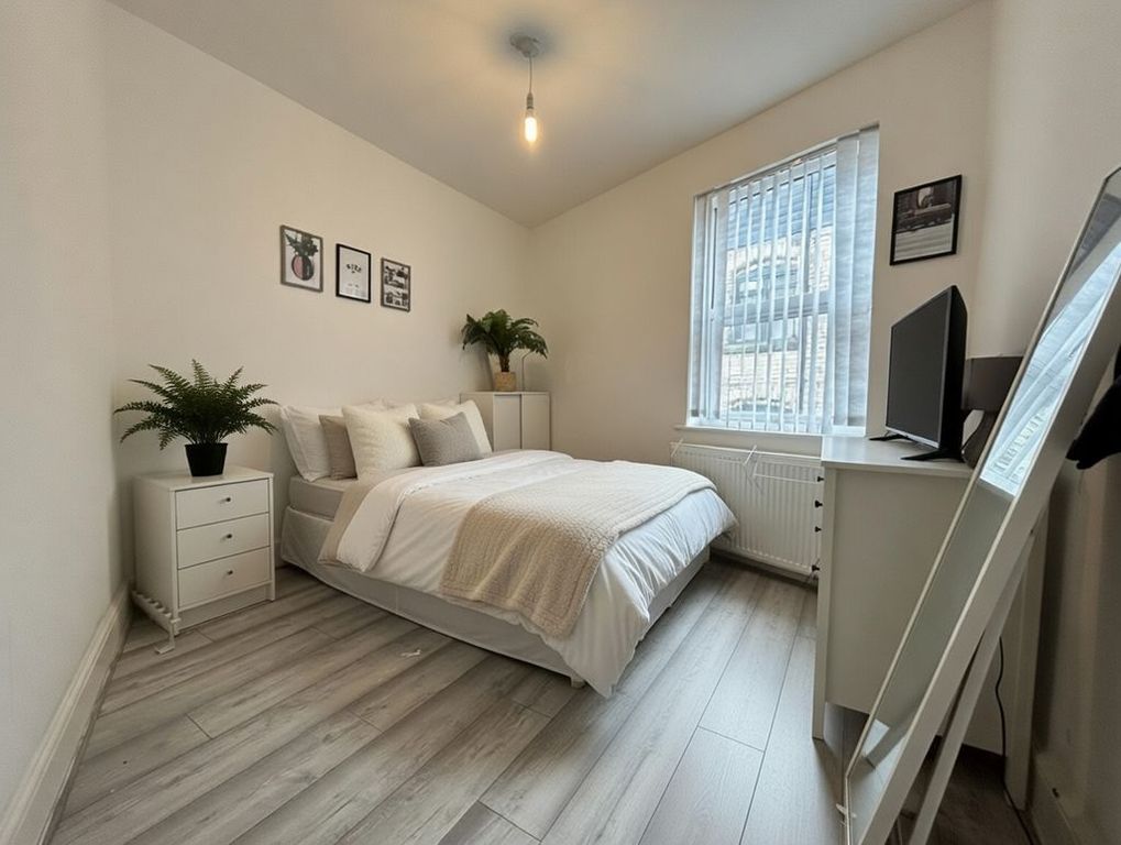 Property photo 1 of 7 Photo 9