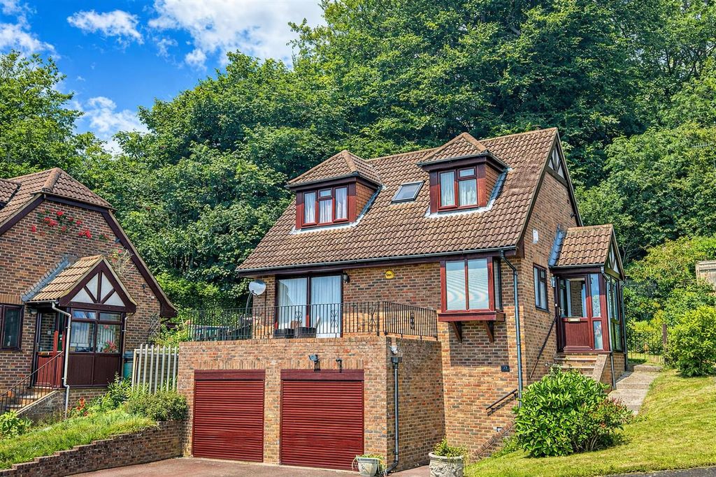 Property photo 1 of 18 Af9293ba-80B6-409F-8d73-c90E1577Cbb4.Png