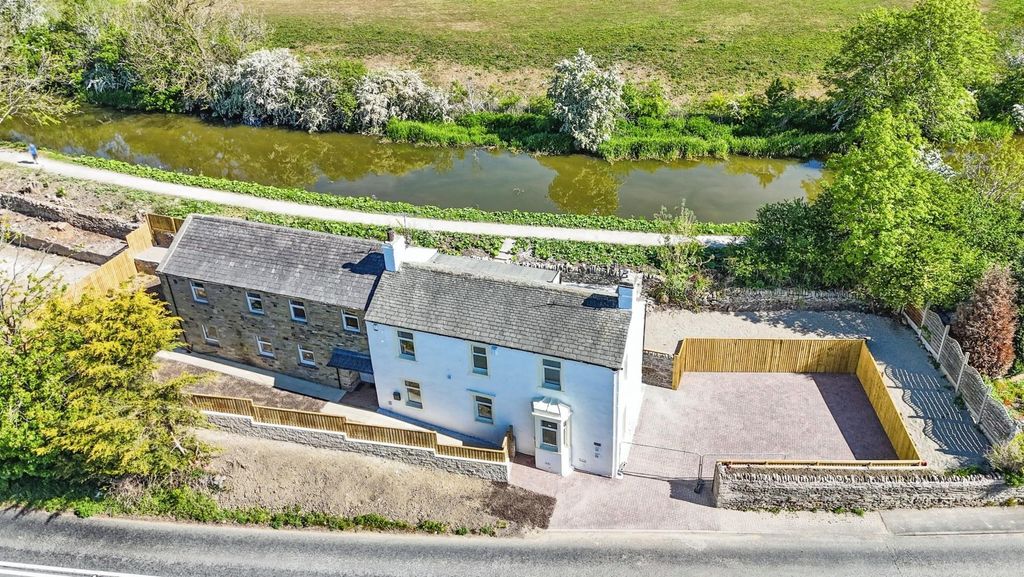 Property photo 3 of 25 B421c2A0-Mandale 20Skipton-06.Jpg