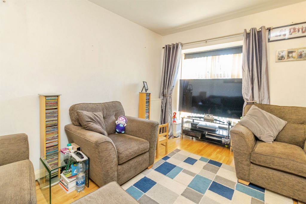 Property photo 2 of 19