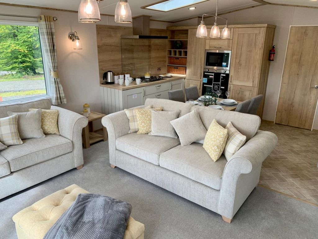 Property photo 1 of 9 Hunters Quay Holiday Village - Abi - Ambleside Premier - 2023 | For Sale