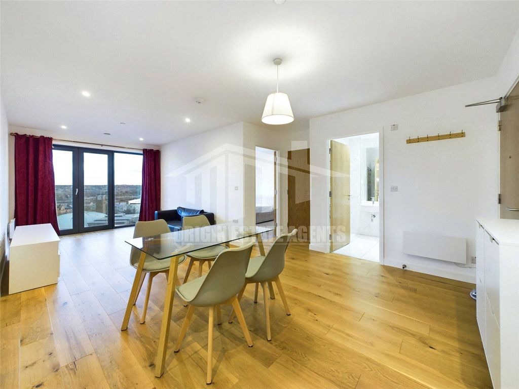 Property photo 1 of 16 Picture No. 37