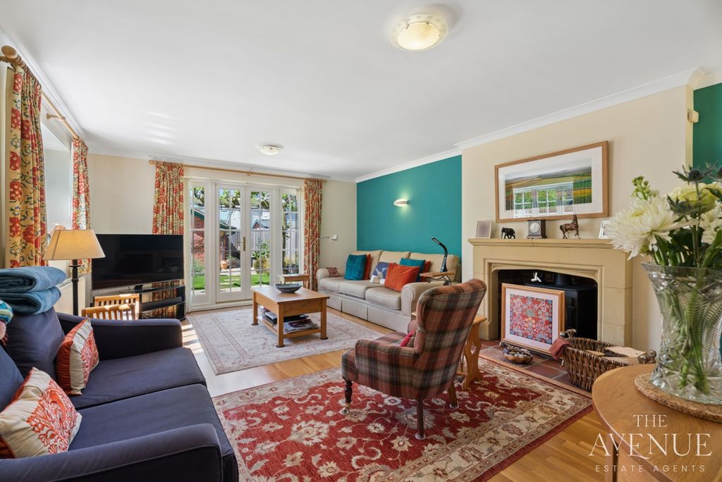 Property photo 2 of 19 4846365