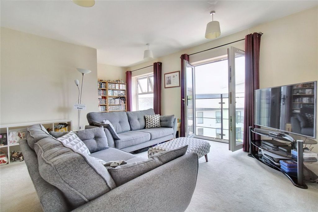 Property photo 2 of 6 Picture No. 04