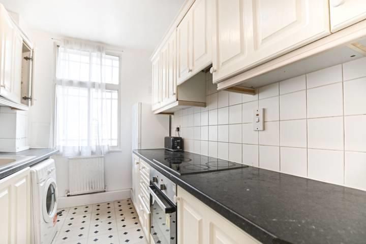 Property photo 3 of 8 1000039723.Jpg