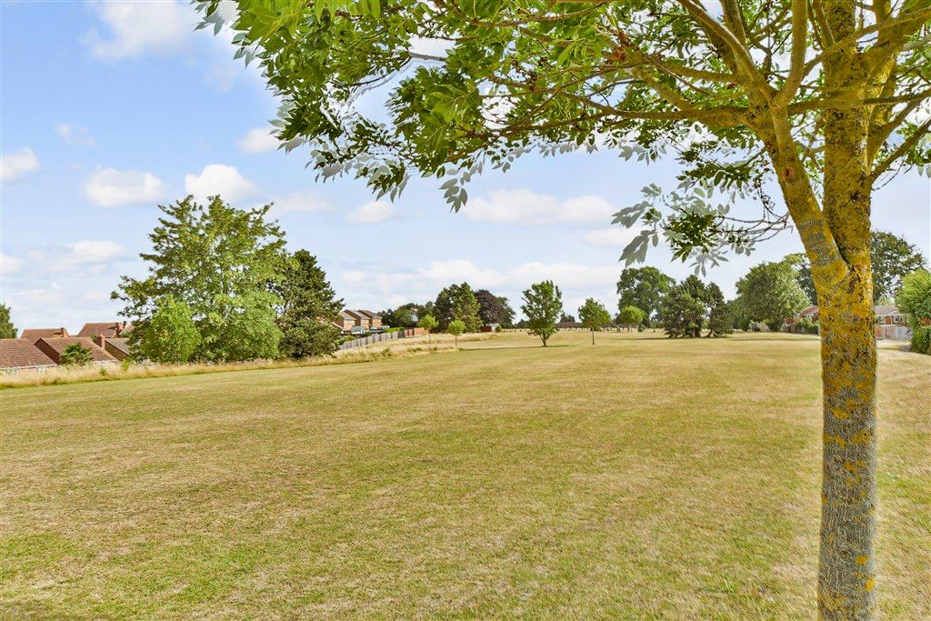 Property photo 1 of 12 Views To Front