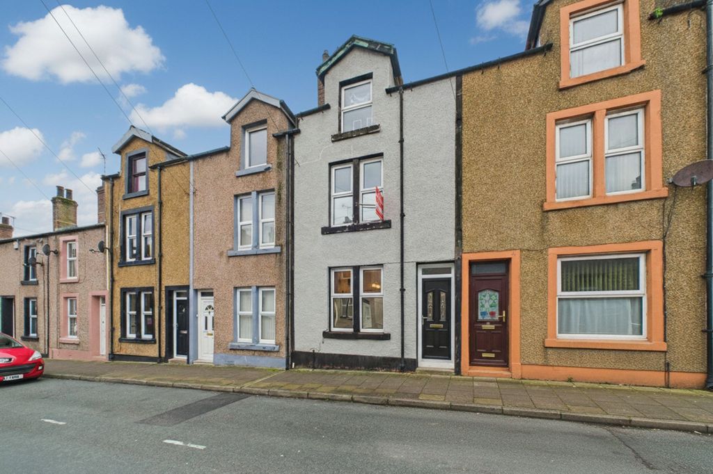 Property photo 1 of 20