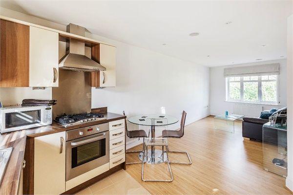 Property photo 3 of 12 Image_03