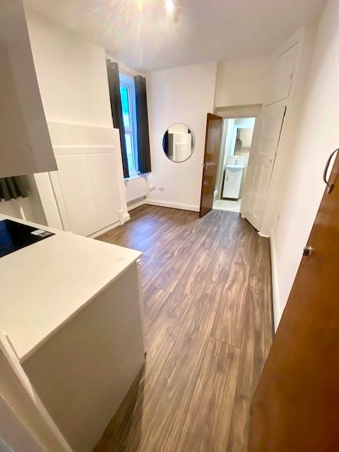 Property photo 1 of 4
