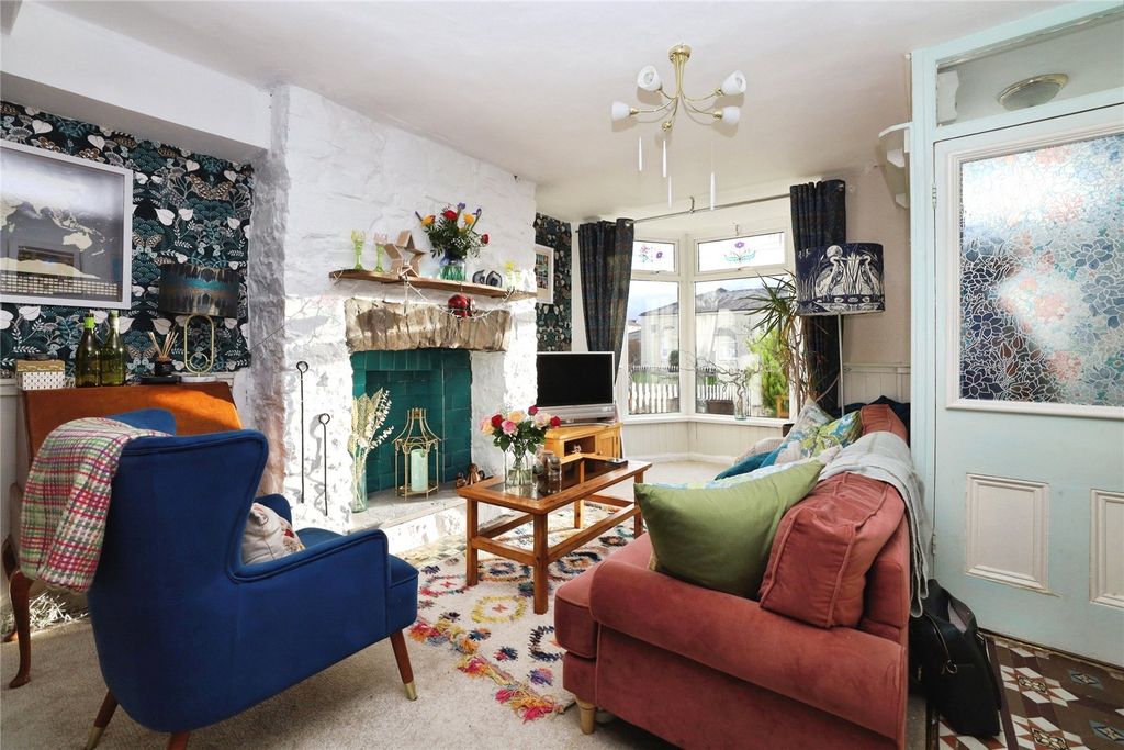 Property photo 3 of 18 Picture No. 10