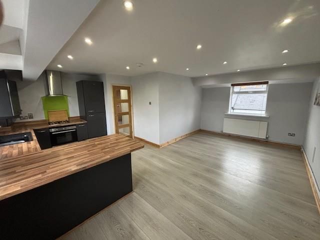 Property photo 1 of 9 Woodstock Mews7.Jpg