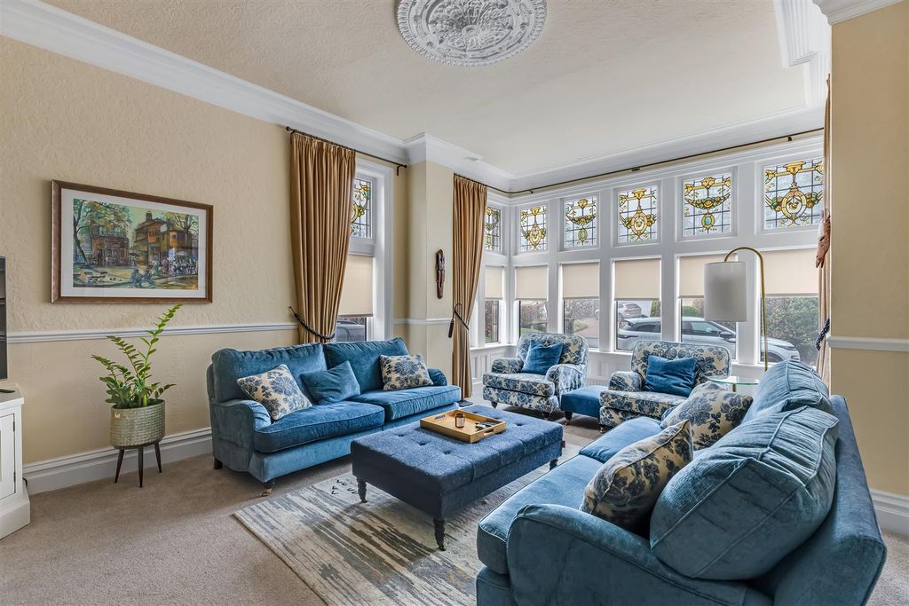 Property photo 2 of 43 Img_8446.Jpg