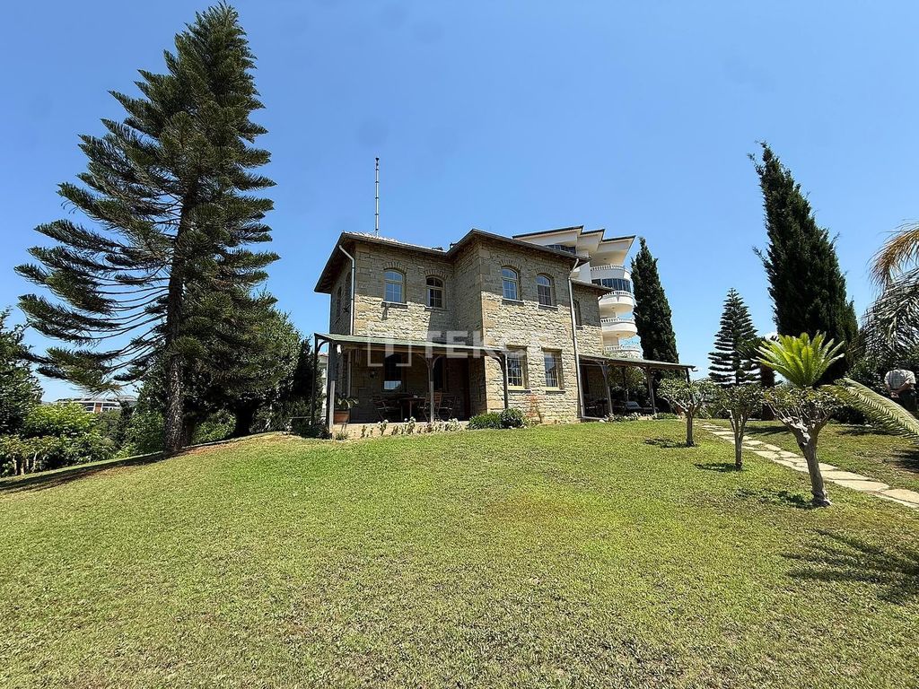 Property photo 3 of 34
