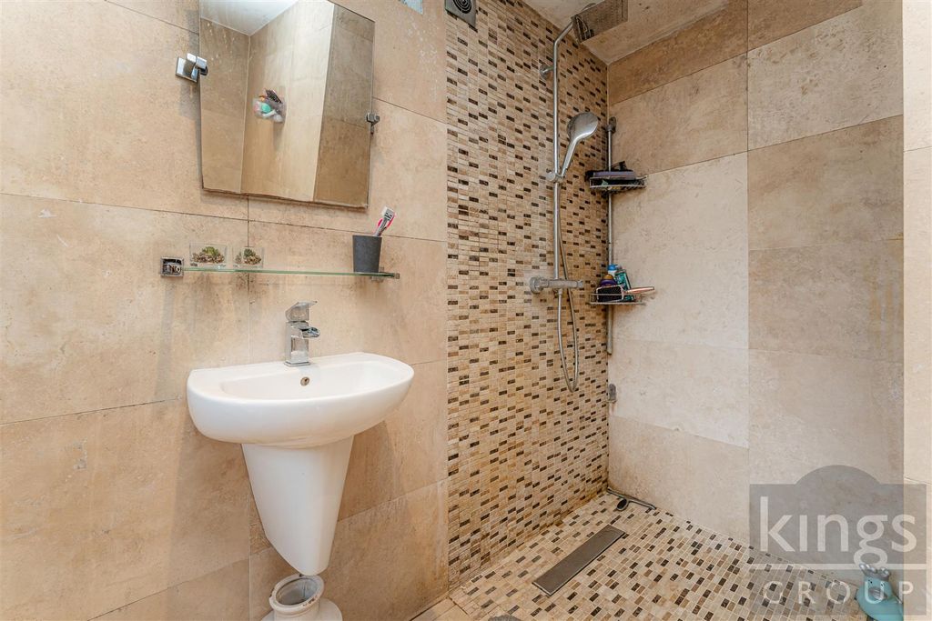 Additional image 10 of 4 bed detached house for saleFirtree Walk, Enfield EN1