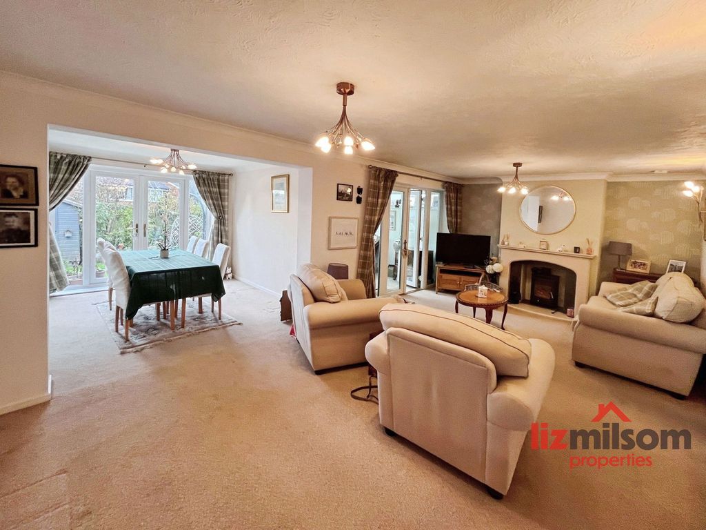 Property photo 2 of 22