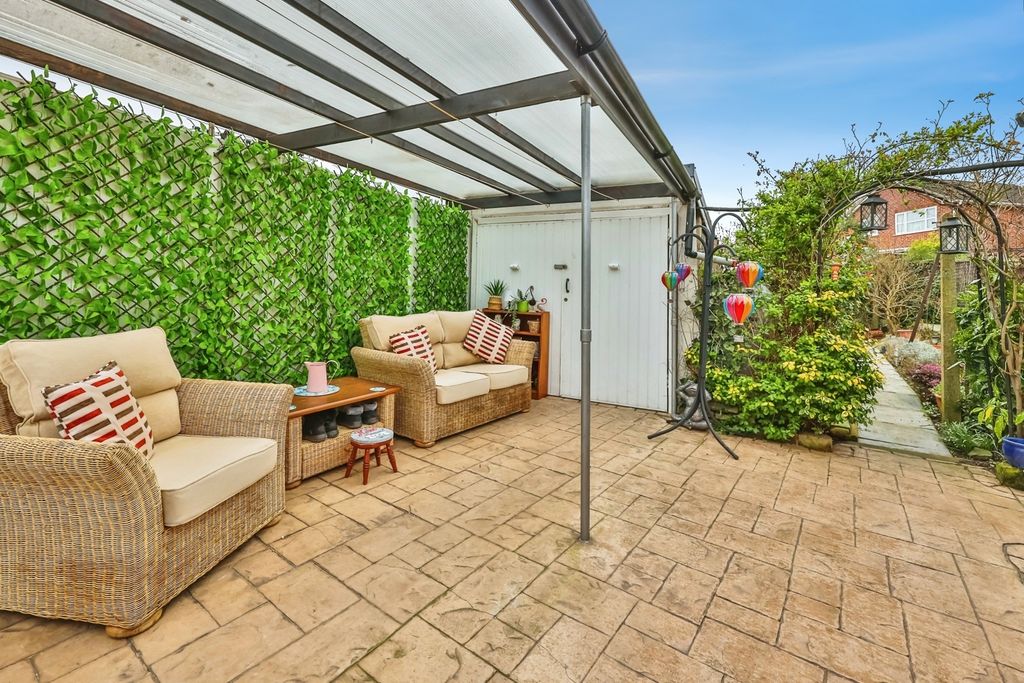 Property photo 2 of 7 Rear Garden