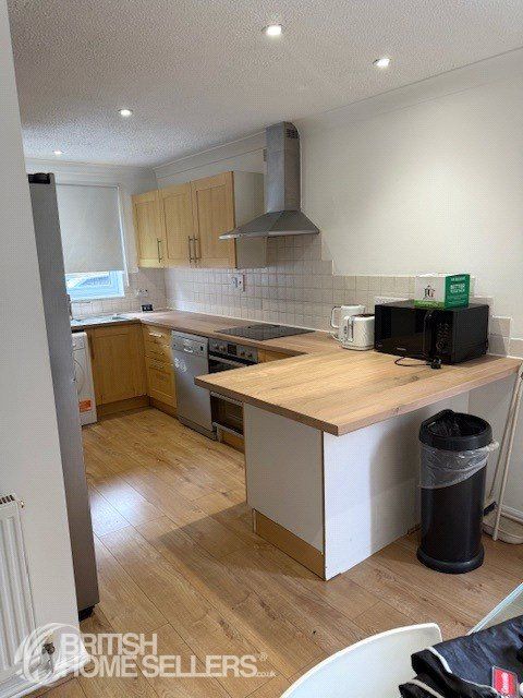 Property photo 2 of 26 2