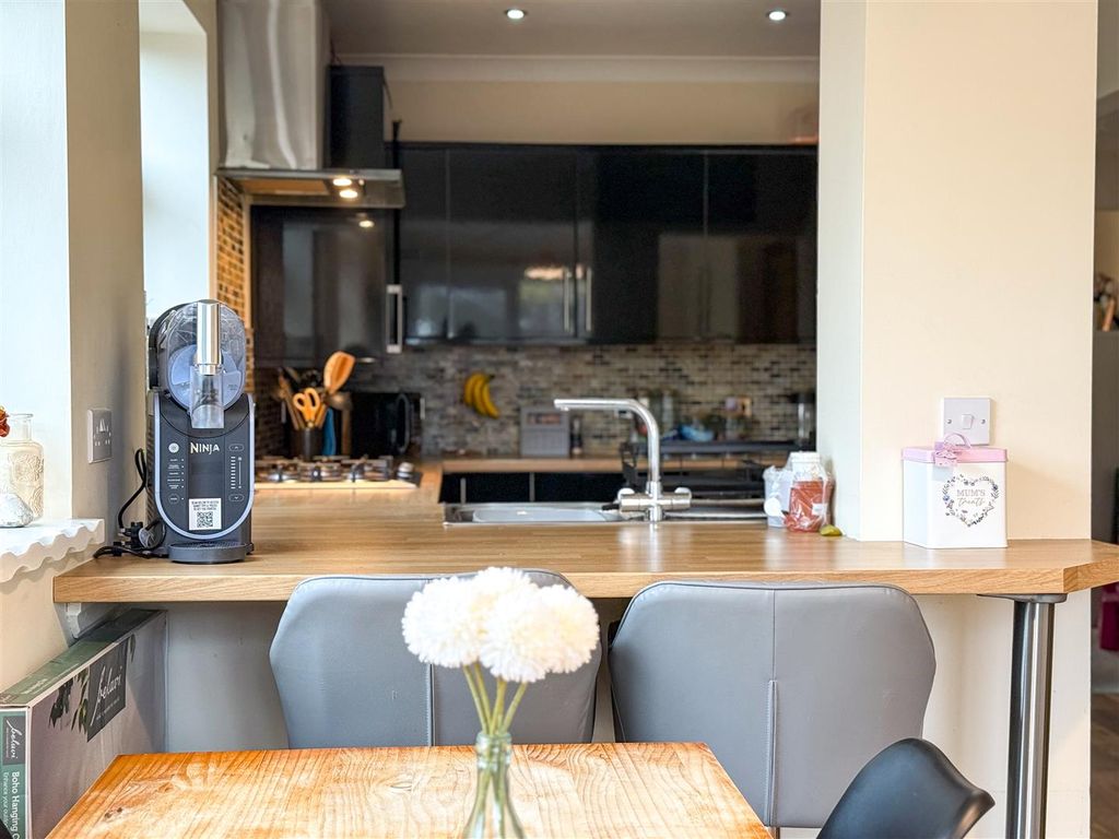 Property photo 3 of 28 20260226_143646417_Ios.Jpg