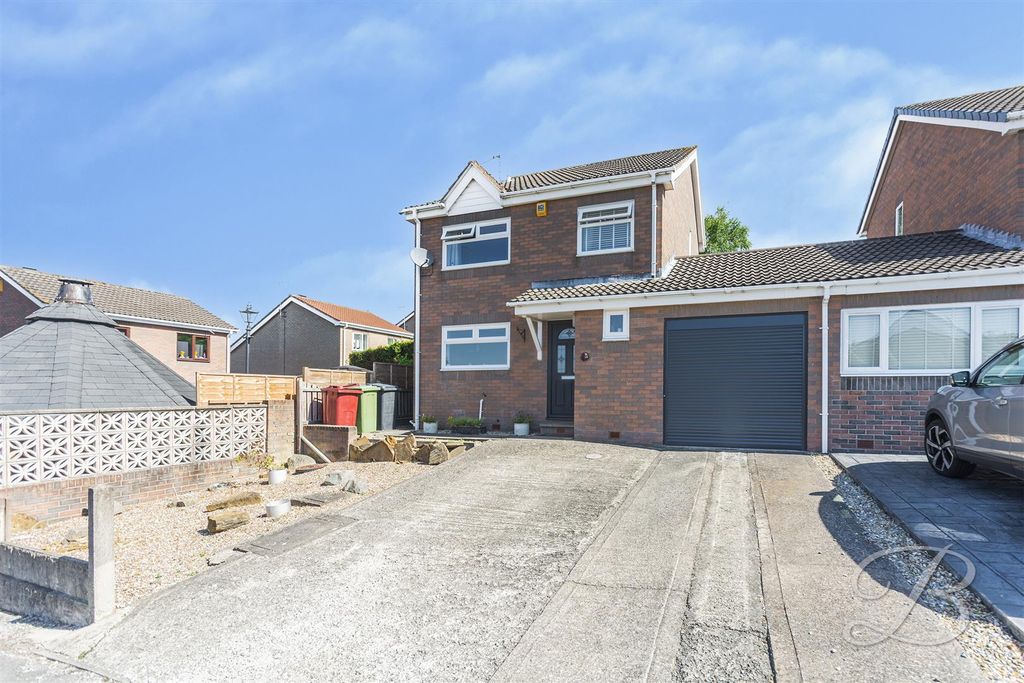Property photo 1 of 37 CC40.Jpg