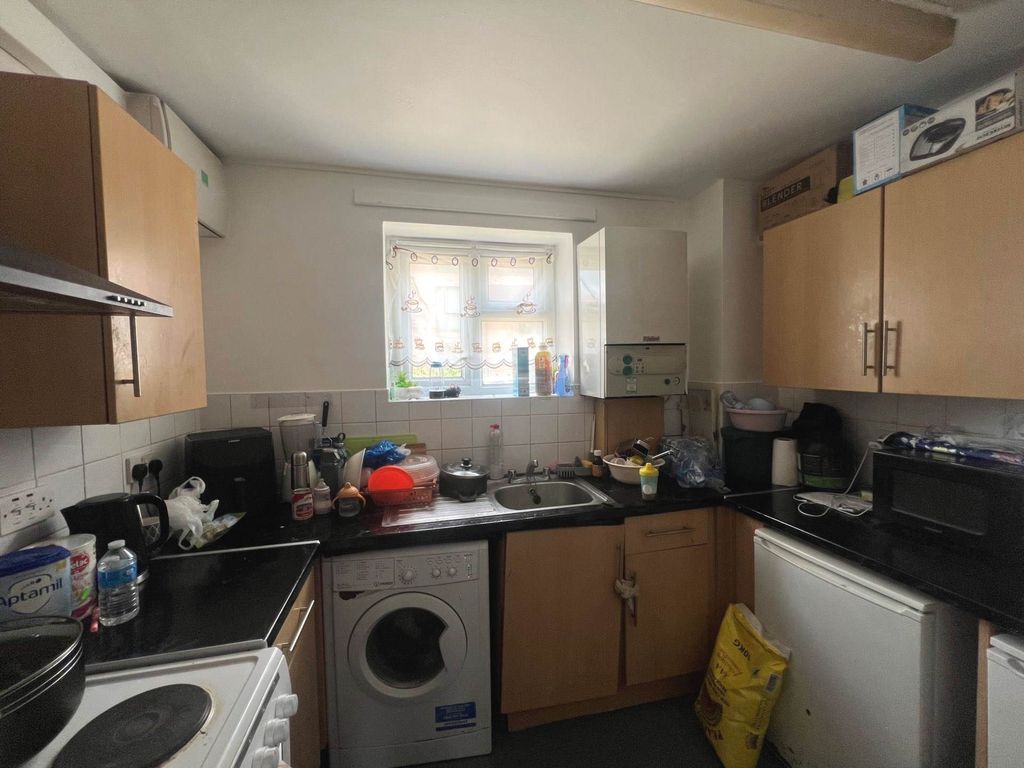 Property photo 3 of 8
