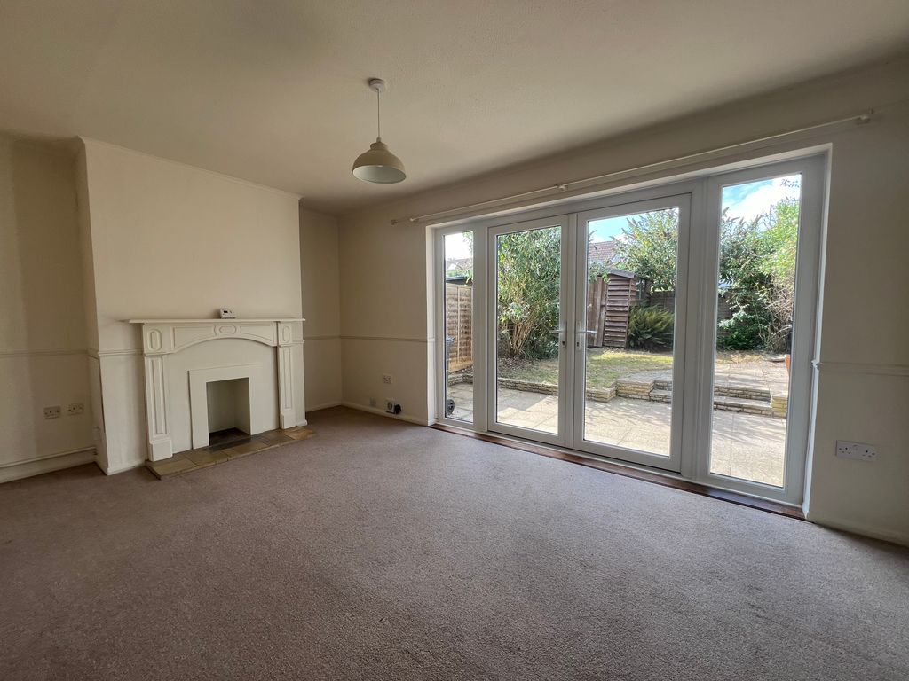 Property photo 2 of 15 Image